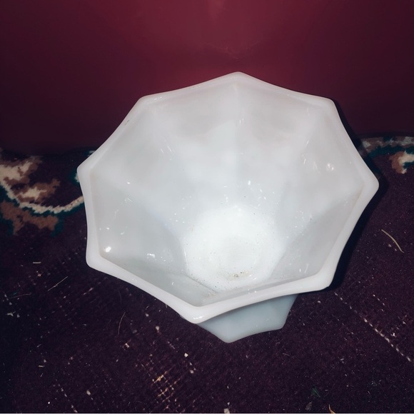 Vintage octagon milk glass compote with grapes and vines. - Picture 7 of 9